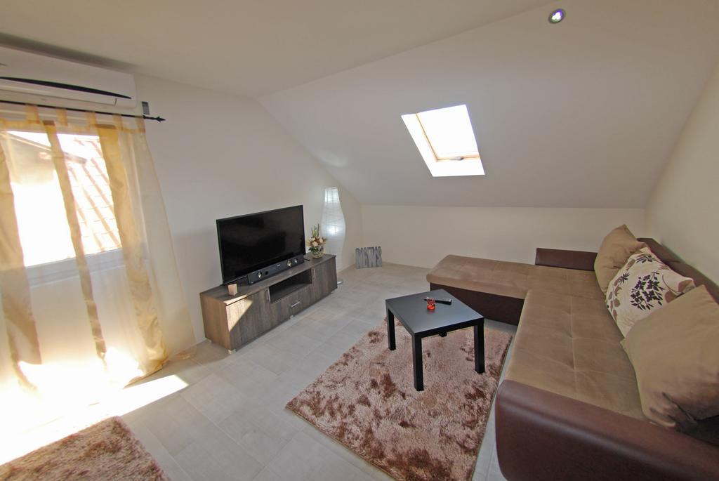 Franstal Apartments Beograd Rom bilde
